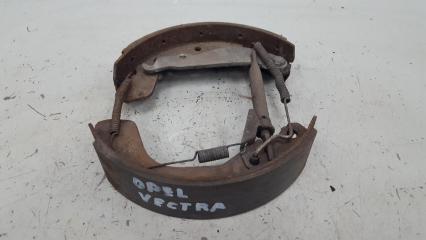 Механизм развода колодок ручника задний Opel Vectra A 1994 86 87 X16SZ 1.6л Б/У