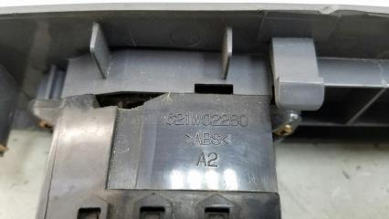 Кнопка стеклоподъемника задняя правая Sonata 3 2000 EF G4JP 2.0л