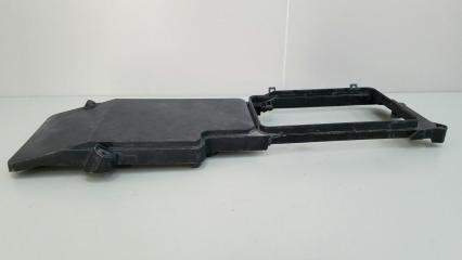 Крышка блока предохранителей E230 1995 W210 M111.970 2.3л