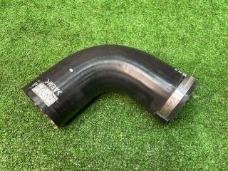 Патрубок интеркулера правый Kia Stinger GT 2020 3.3 Turbo Benzin