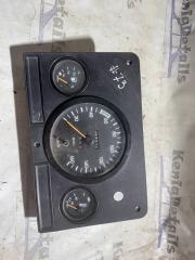 Приборная панель Mercedes MB 100 OM 616 2.4 дизель 65 л.с. БУ