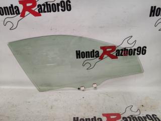 Стекло двери переднее правое Honda Accord 2007