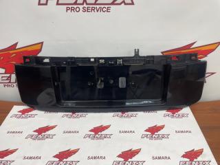 Молдинг двери багажника Toyota Land Cruiser Prado 150 БУ