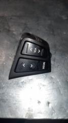 Запчасть кнопки на руль Hyundai i30 2008