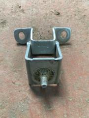 Петля двери багажника Renault Sandero хэтчбек 2018 K4M