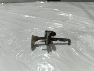 Ограничитель двери Renault Logan 2 2019 K7M812 Ограничитель двери Renault Logan 2 2019 K7M812