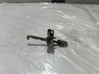 Ограничитель двери передний Renault Logan 2 2019 K7M812 Ограничитель двери передний Renault Logan 2 2019 K7M812