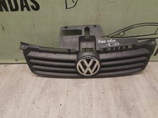 Решетка радиатора передняя volkswagen polo 2001-2009 6Q0853653C Б/У