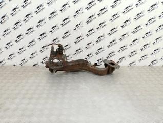 Рычаг подвески нижний правый задний Nissan Qashqai J10 2011 HR16DE Рычаг подвески нижний правый задний Nissan Qashqai J10 2011 HR16DE