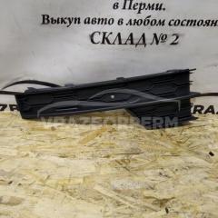 Запчасть решетка бампера (под птф) передняя левая Skoda Octavia 2013
