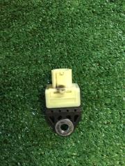 Датчик удара передний Toyota Aqua Nhp-10 1NZFXE Датчик удара передний Toyota Aqua Nhp-10 1NZFXE