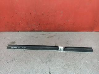 Молдинг стекла двери левый передний Ford Maverick II / Escape / Mariner джип / suv 2002 3.0 (AJ) Молдинг стекла двери левый передний Ford Maverick II / Escape / Mariner джип / suv 2002 3.0 (AJ)