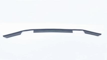 Уплотнитель капота Ford Mondeo 5 2017 S7CB Уплотнитель капота Ford Mondeo 5 2017 S7CB