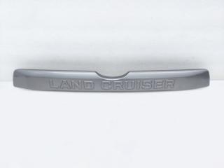 Накладка двери багажника Toyota Land Cruiser Prado J150 1GDFTV БУ