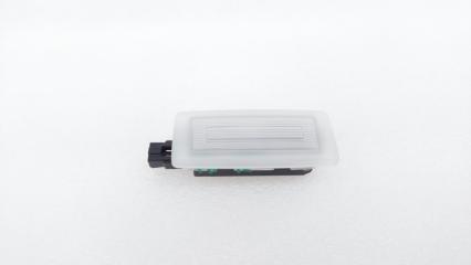 Плафон подсветки салона правый передний Volkswagen Touareg CR7 2021 CVMD Плафон подсветки салона правый передний Volkswagen Touareg CR7 2021 CVMD