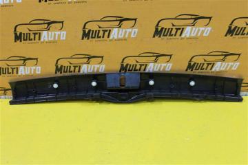 Накладка замка багажника задняя Highlander 2010-2013 2 XU40