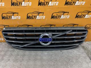 Запчасть решетка радиатора Volvo XC60 2013-2017