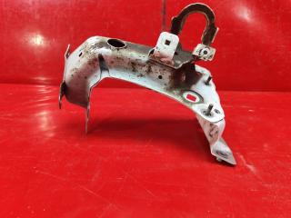 Кронштейн крыла левый передний Porsche Cayenne 3 2017-