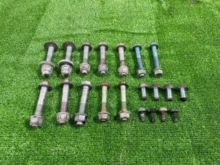 Комплект болтов задний NISSAN X-TRAIL T32 2014 MR20DD Комплект болтов задний NISSAN X-TRAIL T32 2014 MR20DD