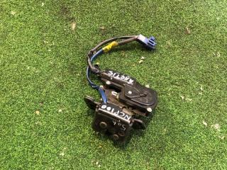 Замок 5-й двери TOYOTA RACTIS NCP100 1NZ-FE 69350-52320 контрактная