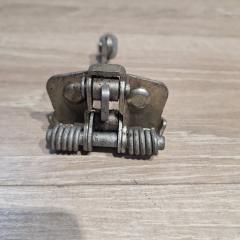 Ограничитель двери RENAULT LOGAN 1 2004-2014 Ограничитель двери RENAULT LOGAN 1 2004-2014