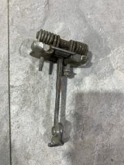 Ограничитель двери RENAULT LOGAN СЕДАН 2004-2015 Ограничитель двери RENAULT LOGAN СЕДАН 2004-2015