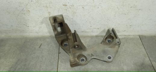 Кронштейн генератора RENAULT DUSTER 2018 H4M 430