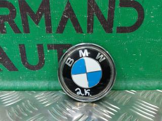 Эмблема задняя BMW X5 2013-2018