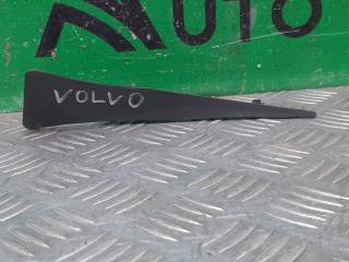 Запчасть накладка крыла передняя левая Volvo XC60 2017-нв