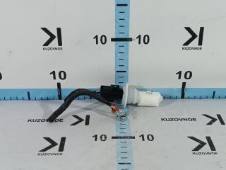 Датчик Уровня В Бачок Омывателя Genesis GV80 JX1 2020 D6JA