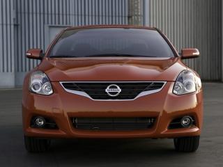 Решетка передняя ALTIMA 2013 U32 QR25DE