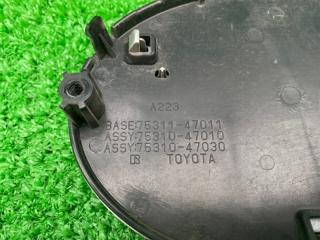 Эмблема передняя Prius ALPHA ZVW41 2ZRFXE Эмблема передняя Prius ALPHA ZVW41 2ZRFXE