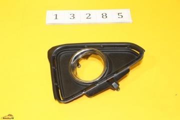 Накладка противотуманной фары правая Toyota RAV4 ASA42 БУ