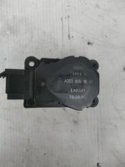 Моторчик заслонки печки MERCEDES C-CLASS 2000 W203 111.955 2.0L a2038201642 Б/У