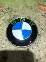 Запчасть эмблема багажника BMW 5 2013
