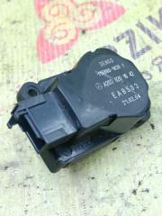 Моторчик заслонки печки MERCEDES C W203 111.951 2.0L БУ