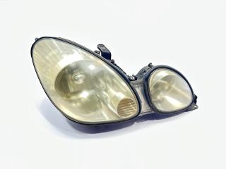 Фара правая Toyota Aristo JZS161 2000 2JZGTE