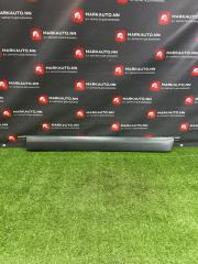 Накладка двери правая передняя Lada Largus 2014 K7M Накладка двери правая передняя Lada Largus 2014 K7M