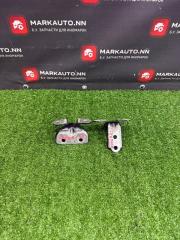 Петли двери правые задние Kia Ceed 2 JD 2015 1.4 G4FA Петли двери правые задние Kia Ceed 2 JD 2015 1.4 G4FA