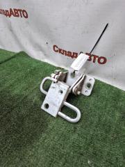 Петля двери левая задняя VOLKSWAGEN Touran 2011 1T3 CAVC Петля двери левая задняя VOLKSWAGEN Touran 2011 1T3 CAVC