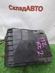 Блок предохранителей под капот передний VOLKSWAGEN Touran 2011 1T3 CAVC Блок предохранителей под капот передний VOLKSWAGEN Touran 2011 1T3 CAVC