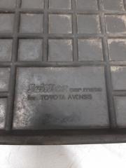 Коврики комплект TOYOTA AVENSIS T250 1AZ-FSE 2.0