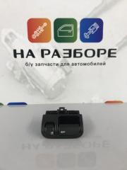 Кнопка лючка бензобака передняя Maxima 2004 A33 VQ20DE