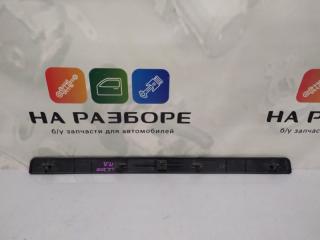 Накладка на порог внутренняя передняя левая Land Cruiser 2016 200 1UR-FE