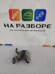 Петля двери передняя правая TOYOTA Land Cruiser 200 1VD-FTV БУ