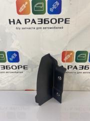 Накладка на фонарь задняя левая Toyota Land Cruiser 200 1VD-FTV БУ