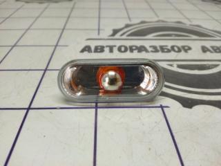 Повторитель поворота Volkswagen Polo Mk5 2013 CFNA