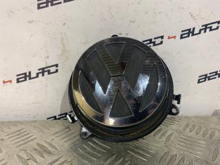 Запчасть кнопка открывания багажника Volkswagen Passat B6 1.8 3c5827469c контрактная Кнопка открывания багажника Volkswagen Passat B6 1.8 3c5827469c контрактная