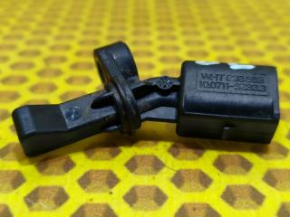 Датчик абс левый задний Volkswagen Polo MK2 2018 CWVA