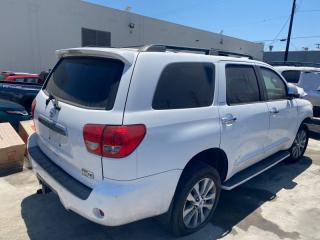 Электронный блок Toyota Sequoia USK65 3UR-FE